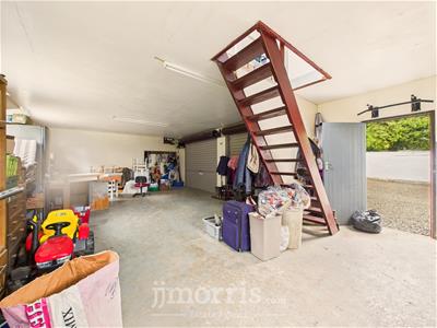 Garage Block